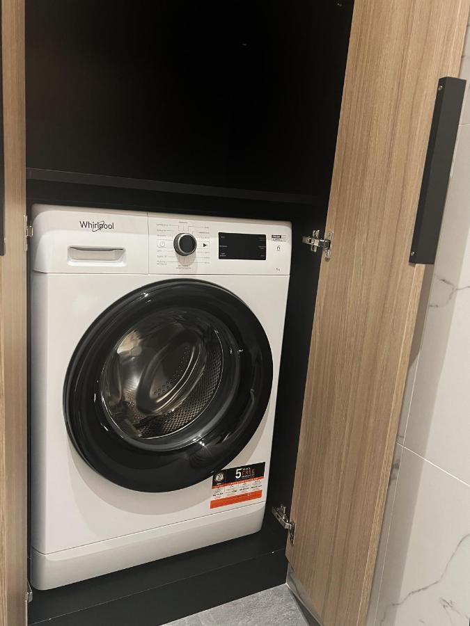 Amsterdam - Nowy Apartament W Centrum Z Prywatnym Zadaszonym Parkingiem 노비 타르그 외부 사진